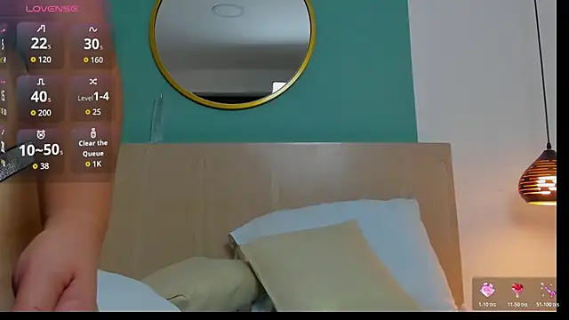 sofiariel  online show from December 5, 2025, 2:32 am