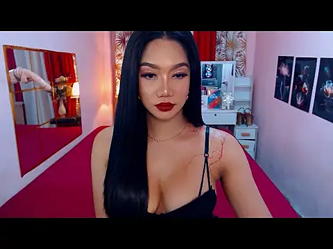UrScreenGoddess online show from July 7, 2026, 6:47 am