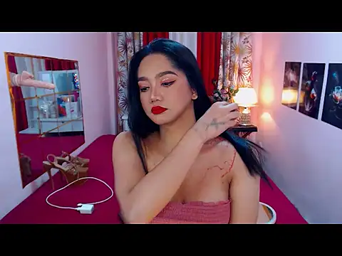 UrScreenGoddess online show from June 15, 2026, 12:12 am