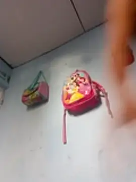 Isabella Evanss online show from April 16, 2026, 1:23 pm