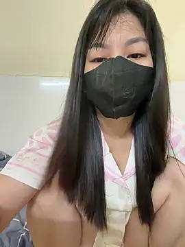 MintShow18 online show from March 23, 2026, 10:42 pm