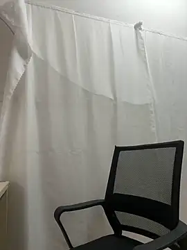 A-ZJunn online show from March 8, 2026, 12:52 pm