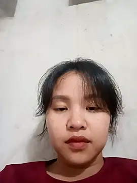 Pretty-haert online show from April 17, 2026, 1:36 pm