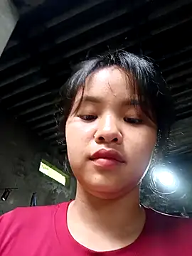 Pretty-haert online show from April 18, 2026, 1:52 am