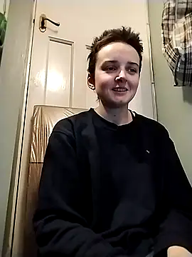 Amy01112 online show from February 11, 2026, 7:25 pm