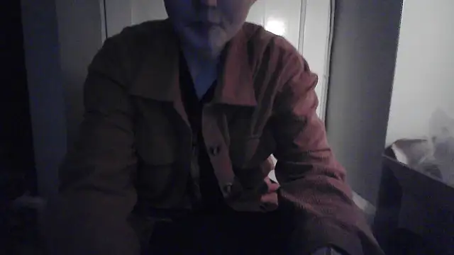 Snapshot of Amy01112 chatting on December 16, 2025, 5:50 pm Amy01112 online show from December 16, 2025, 5:50 pm