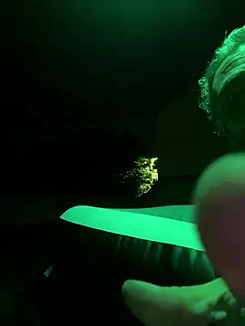 Petebulimia online show from January 15, 2026, 5:11 am