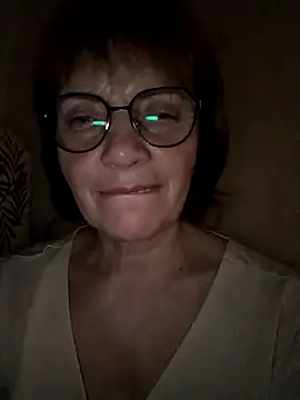 MichelleLove48 online show from March 15, 2026, 8:38 pm