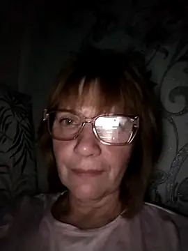 Snapshot of MichelleLove48 chatting on April 14, 2026, 7:30 pm MichelleLove48 online show from April 14, 2026, 7:30 pm