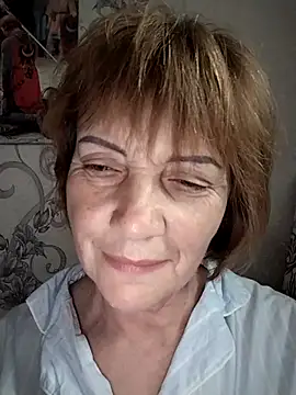 Snapshot of MichelleLove48 chatting on May 10, 2026, 3:54 am MichelleLove48 online show from May 10, 2026, 3:54 am