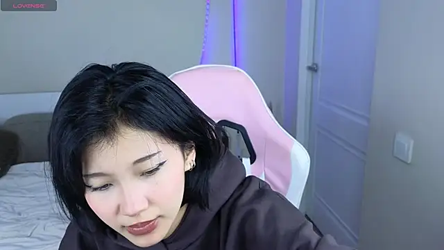 Snapshot of mimiicherry chatting on February 26, 2026, 3:17 am mimiicherry online show from February 26, 2026, 3:17 am