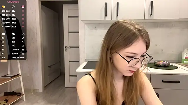 MargyDejong online show from March 3, 2026, 10:33 am