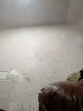 Lalin2323 online show from March 11, 2026, 1:21 am