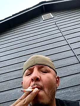 Lalin2323 online show from March 25, 2026, 12:22 am