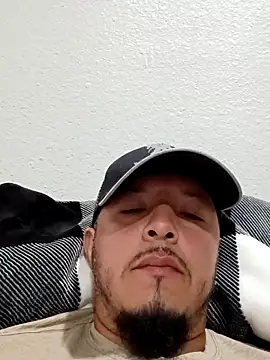 Lalin2323 online show from February 6, 2026, 1:01 am