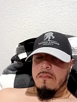 Lalin2323 online show from March 29, 2026, 6:42 pm