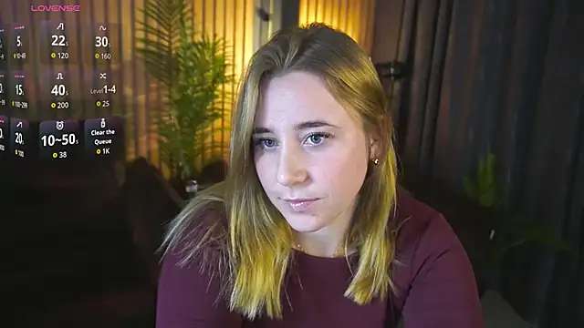 KailaVoss online show from December 3, 2025, 9:20 am