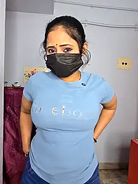 Snapshot of Hot-Haney77 chatting on January 7, 2026, 11:26 am Hot-Haney77 online show from January 7, 2026, 11:26 am