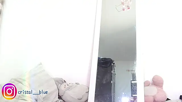 cristal  blue online show from May 10, 2026, 4:16 am