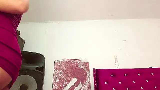 lucy devil23 online show from December 17, 2025, 10:04 pm