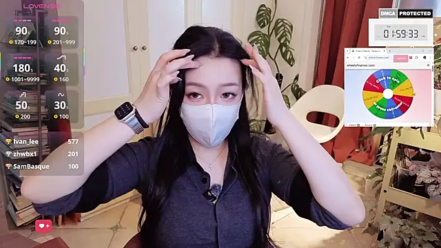 nayomi 34f online show from April 21, 2026, 5:58 am