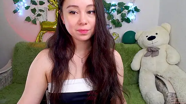 AlinaEleven online show from February 5, 2026, 10:05 pm