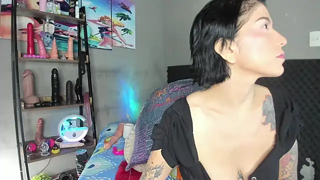 Snapshot of Shadia_Squirt chatting on February 6, 2026, 5:47 am Shadia Squirt online show from February 6, 2026, 5:47 am