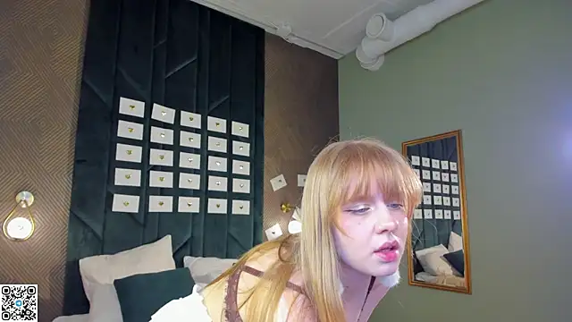 Victori Fox online show from May 28, 2026, 12:51 am