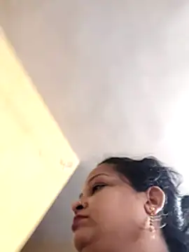 Sexey-Model21 online show from June 3, 2026, 1:56 pm