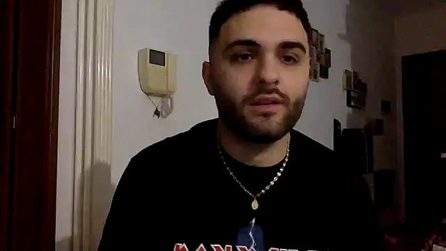 Snapshot of Rente22 chatting on December 1, 2025, 3:13 pm Rente22 online show from December 1, 2025, 3:13 pm