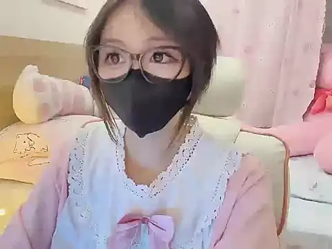 Yuyu-baobei online show from December 5, 2025, 6:06 pm