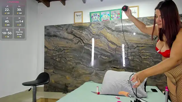 Evy connor online show from December 4, 2025, 11:31 am