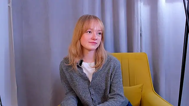 Snapshot of MatthewHoffis chatting on December 2, 2025, 8:27 am MatthewHoffis online show from December 2, 2025, 8:27 am