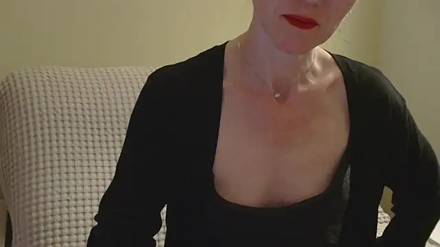 Snapshot of AuroraAG chatting on May 30, 2026, 3:17 pm AuroraAG online show from May 30, 2026, 3:17 pm