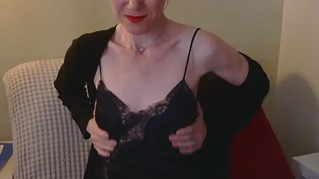 Snapshot of AuroraAG chatting on April 25, 2026, 1:41 pm AuroraAG online show from April 25, 2026, 1:41 pm