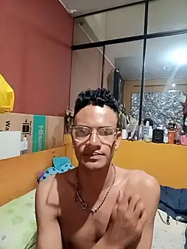 Veranito2000 online show from December 1, 2025, 7:59 pm