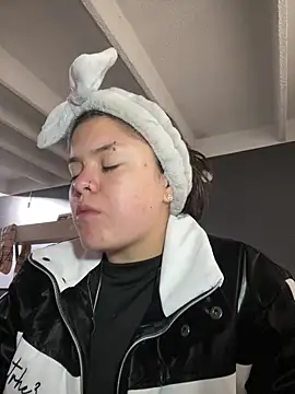 Camila Duarte2 online show from February 9, 2026, 1:31 pm