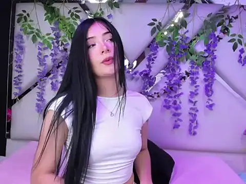 liinzy rouse69 online show from December 16, 2025, 2:43 pm