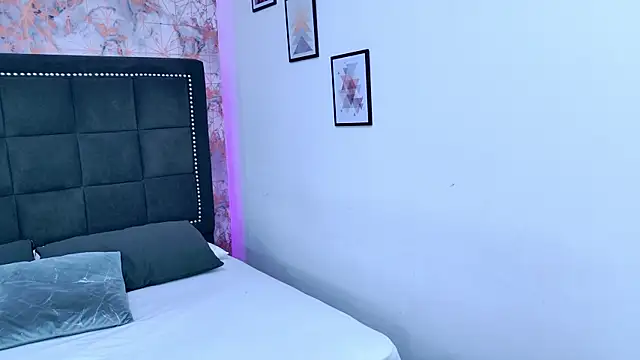 Emaa Vega online show from January 13, 2026, 12:20 pm