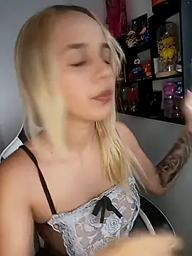 KasumiSophia online show from February 7, 2026, 1:08 pm