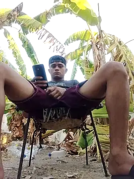 youngboypiss online show from February 25, 2026, 11:21 am