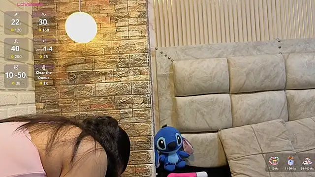 ValeryMorales online show from December 21, 2025, 4:36 am