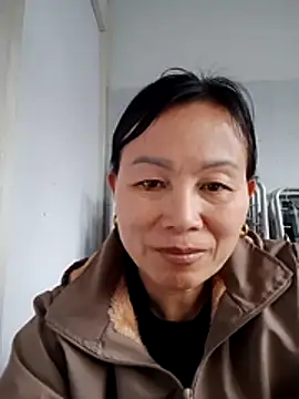 Lili-123k online show from February 2, 2026, 9:08 am