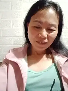 Lili-123k online show from March 12, 2026, 8:57 pm