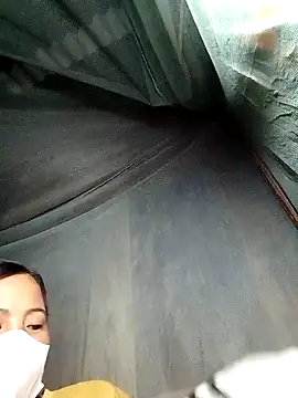 Snapshot of felicity_chloe chatting on March 1, 2026, 1:33 pm felicity chloe online show from March 1, 2026, 1:33 pm