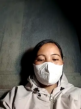 Snapshot of felicity_chloe chatting on February 13, 2026, 3:34 pm felicity chloe online show from February 13, 2026, 3:34 pm