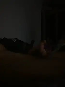 thongtrieu0183 online show from February 10, 2026, 8:08 pm