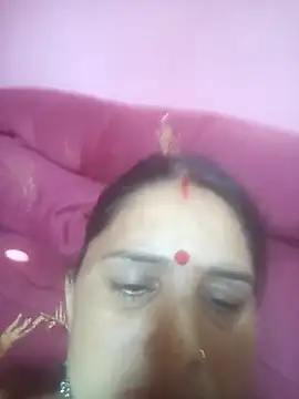 Your-shreya143 online show from June 7, 2026, 10:09 am