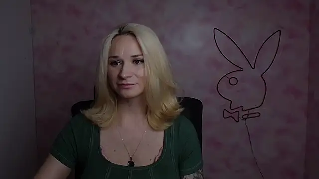 Snapshot of Melodie_Aster chatting on May 4, 2026, 11:35 am Melodie Aster online show from May 4, 2026, 11:35 am