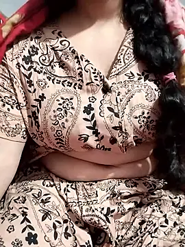 hottyrose69 online show from March 2, 2026, 4:13 am